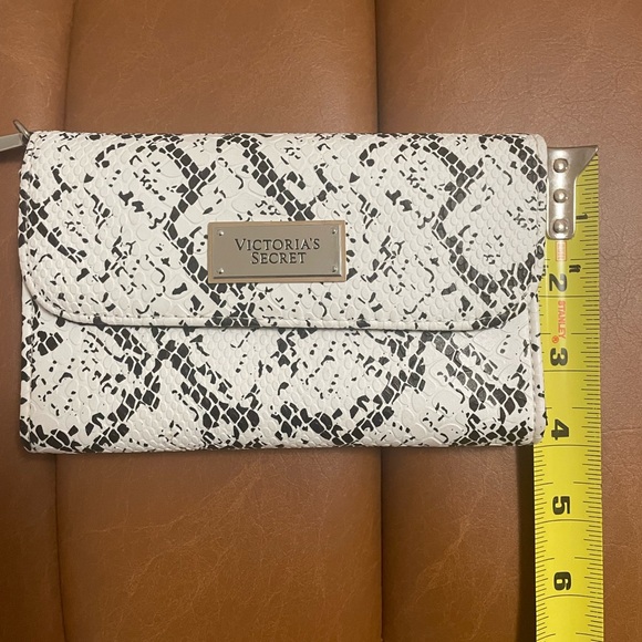 Victoria Secret Snakeskin Wristlet - Picture 5 of 6